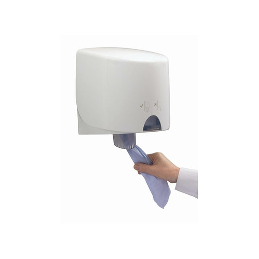 7017 Aquarius White Centrefeed Dispenser (EA)